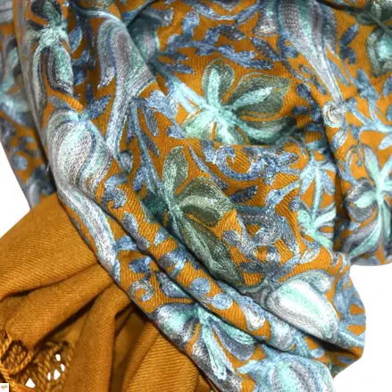 Šál exclusive vyšívaný 40